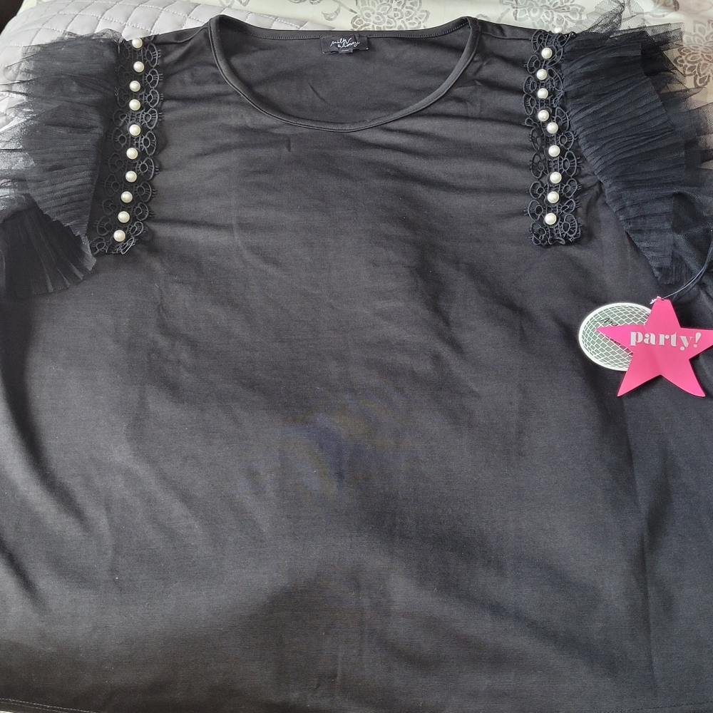 Women's blouse